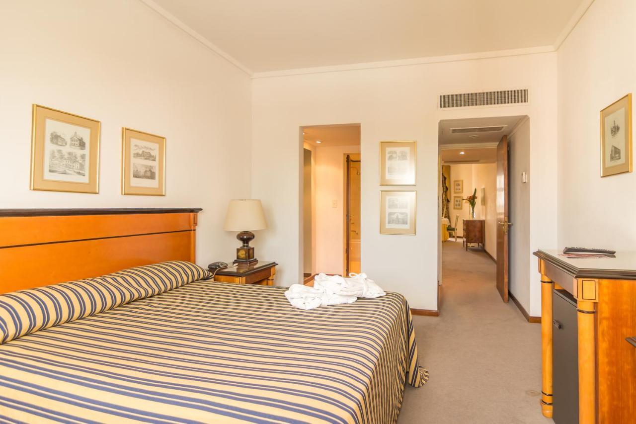 Hotel Libertador タンディル エクステリア 写真