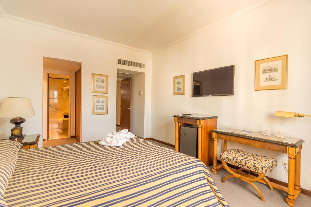 Hotel Libertador タンディル エクステリア 写真